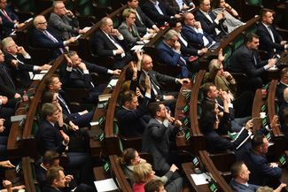Депутаты «Гражданской коалиции» в сейме. 19 декабря 2023 года